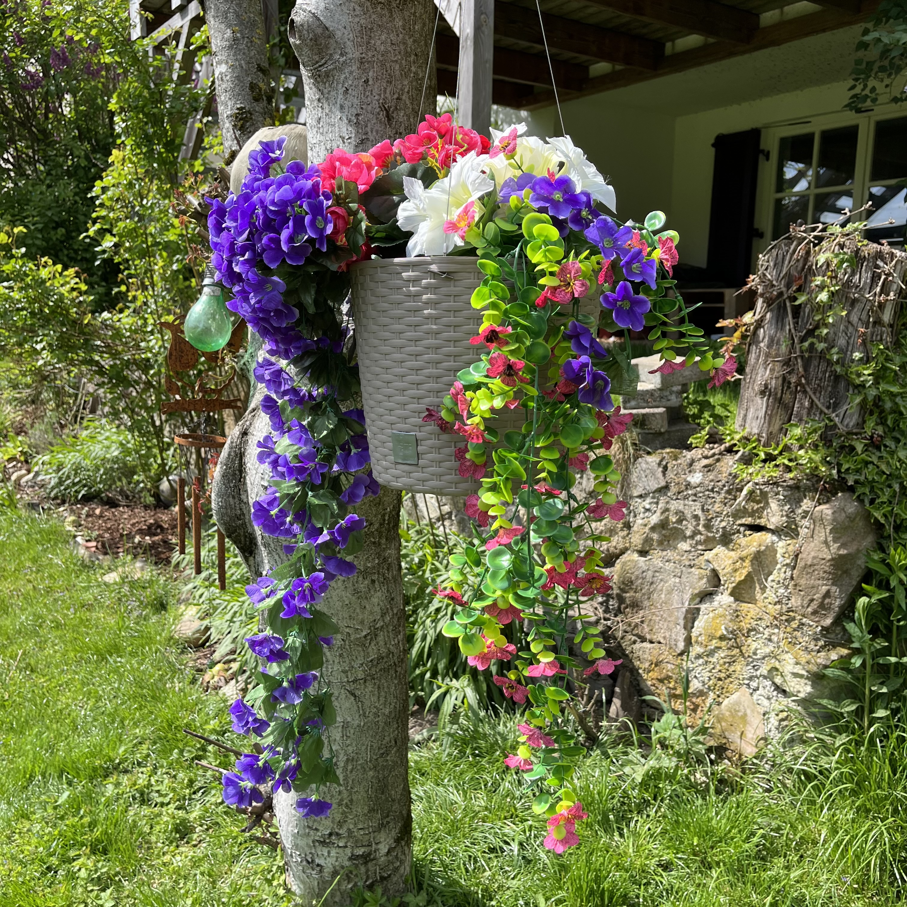 Blumenampel mit Bewässerungssystem mit Metallstreben zum Hängen Ø 26 cm