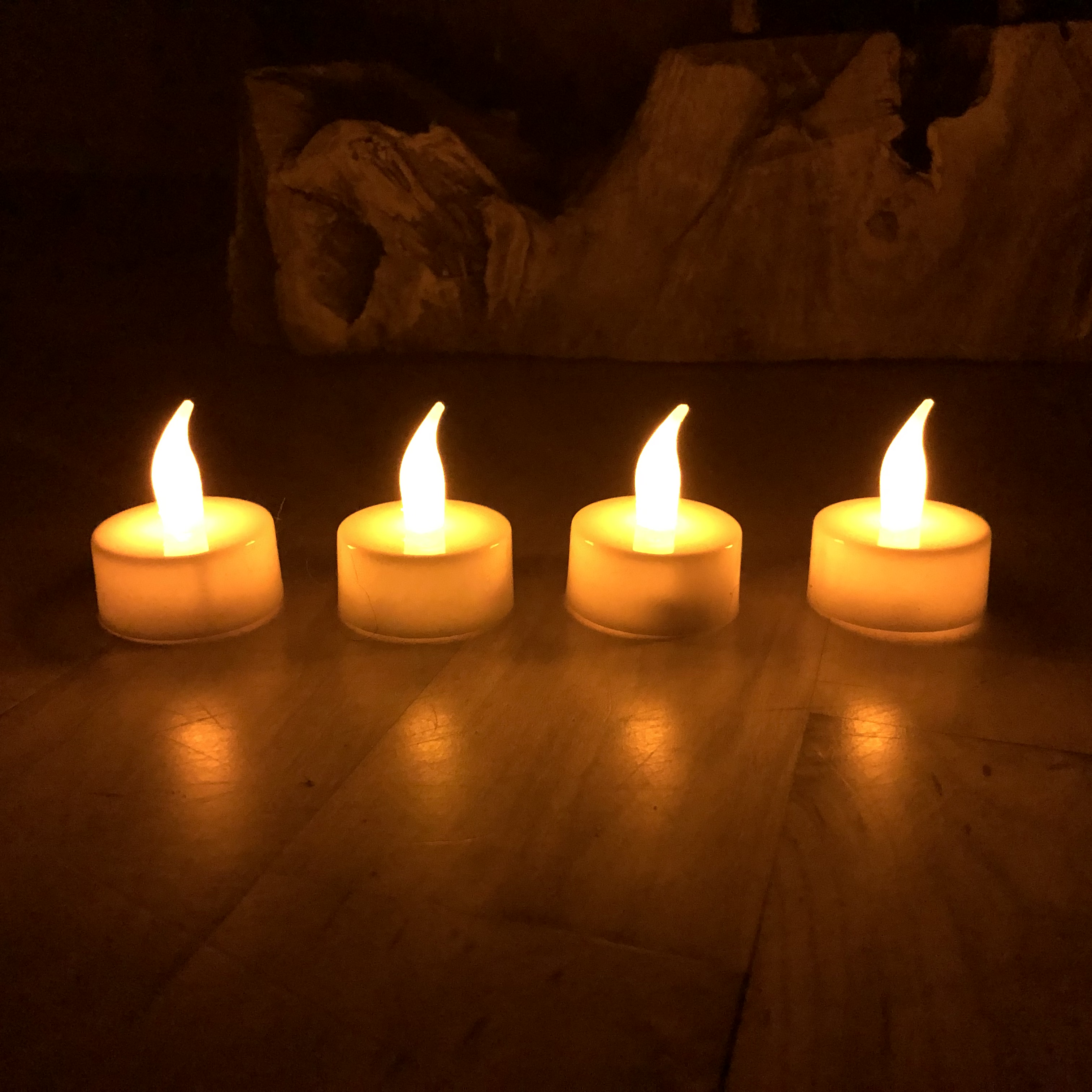 10er LED Teelichter - Flammenlose flackernde Kerzen - mit Timer und Fernbedienung