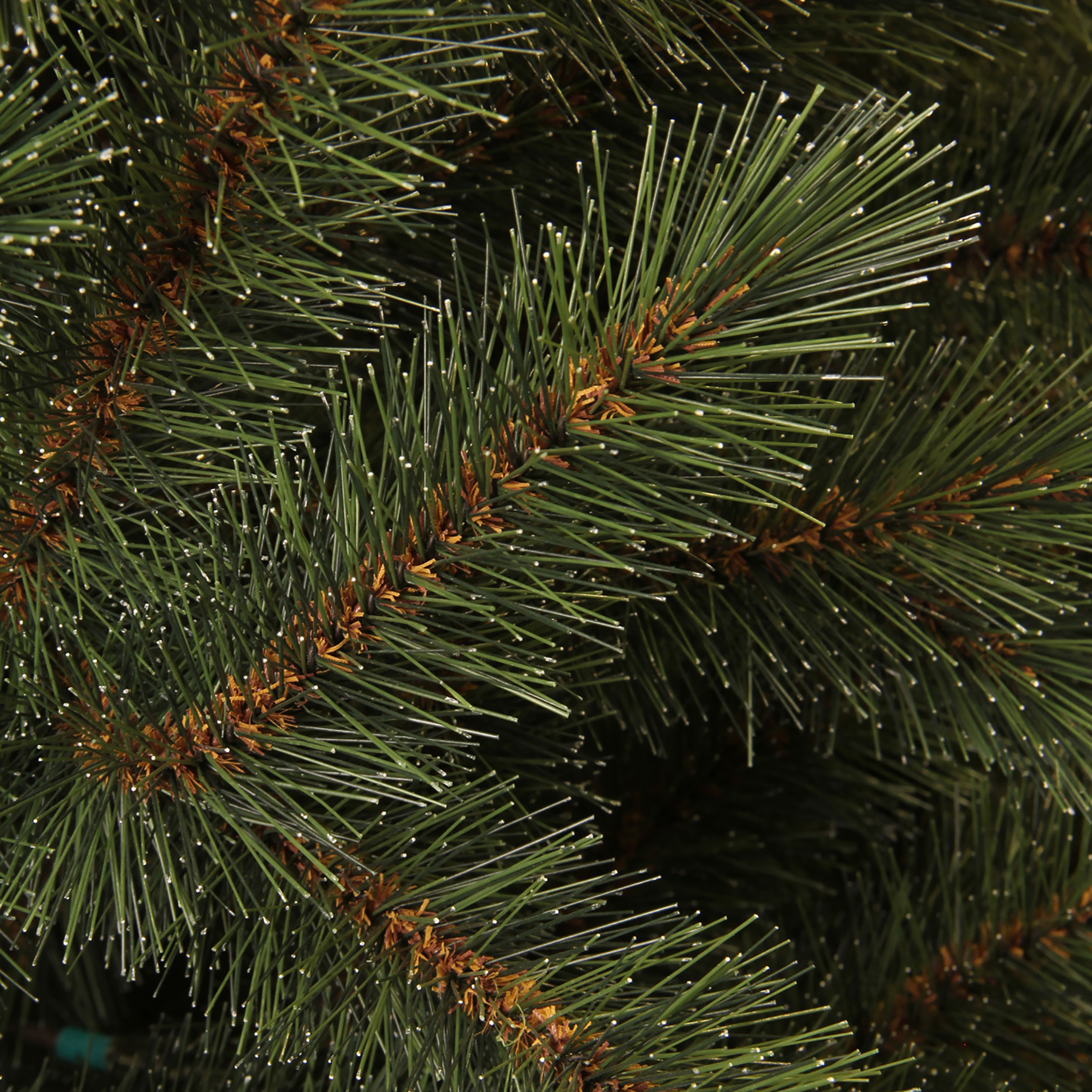 Großer künstlicher Tannenbaum - naturgetreu - H 185 oder 215 cm