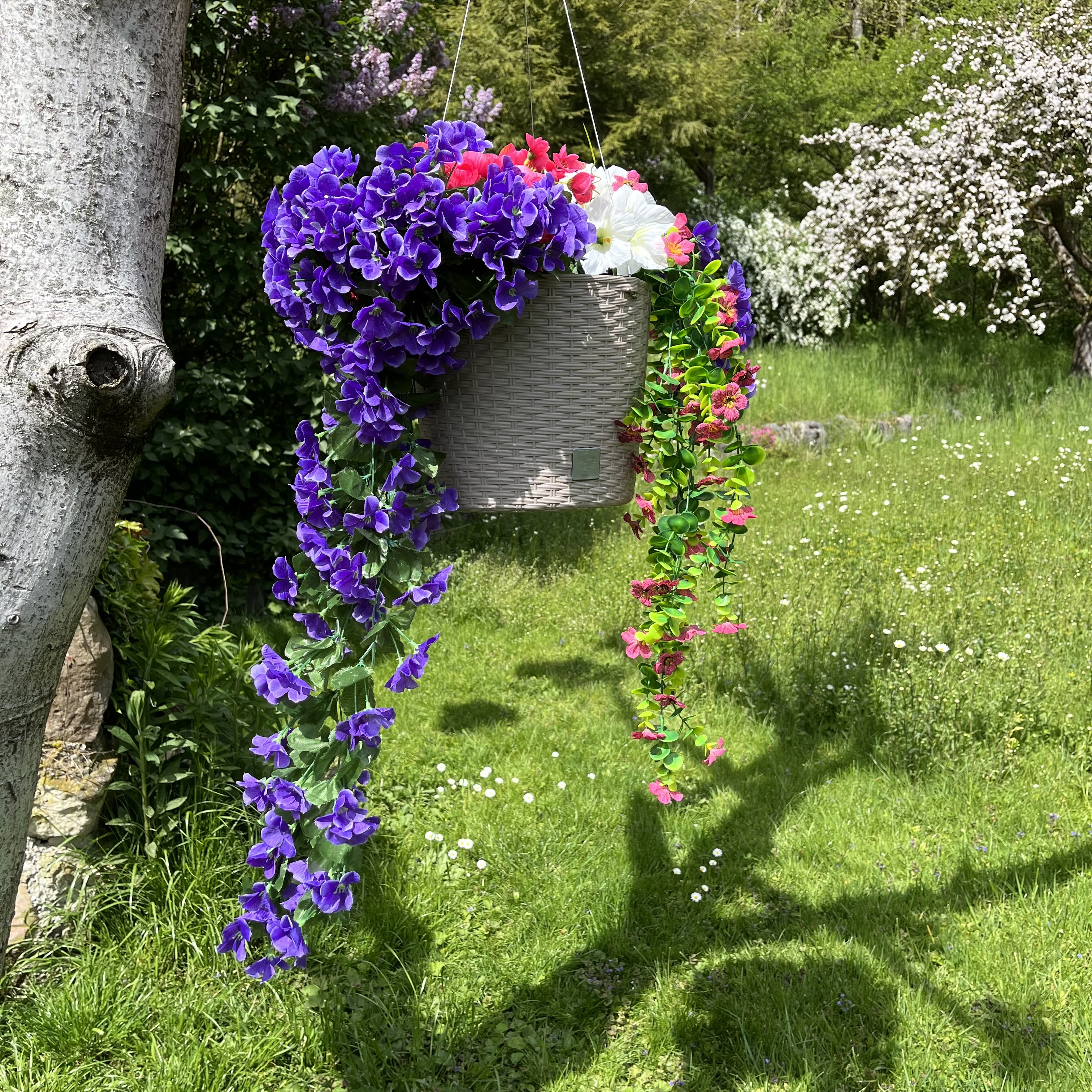 Blumenampel mit Bewässerungssystem mit Metallstreben zum Hängen Ø 26 cm